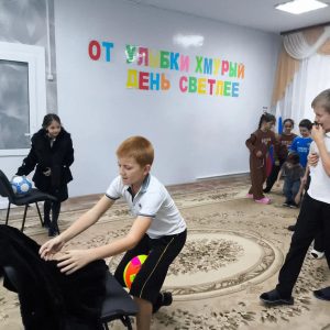 От улыбки хмурый день светлее (10)
